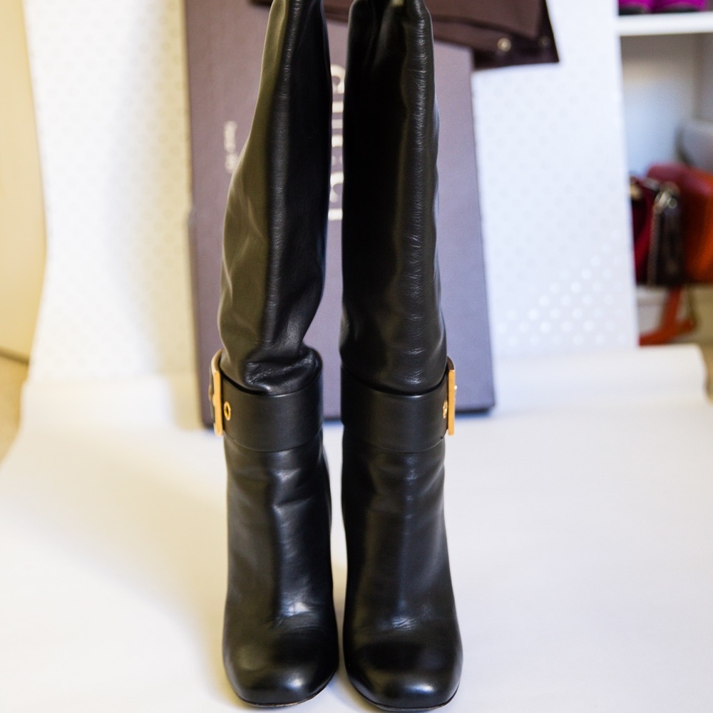 Gucci Leather midi-heel boot